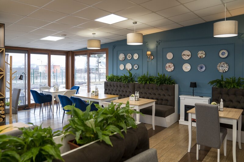 Bulgaria, Sofia, satul Stolnik, comuna Elin Pelin, vanzare baza logistica