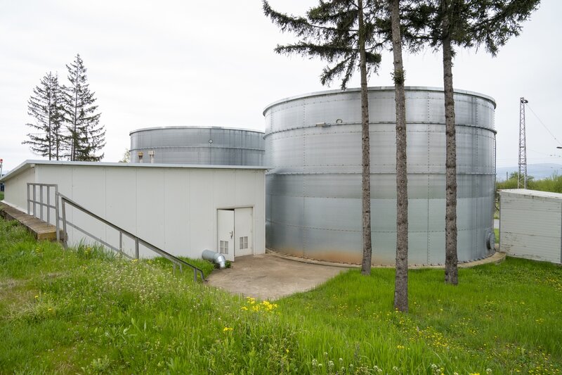 Bulgaria, Sofia, satul Stolnik, comuna Elin Pelin, vanzare baza logistica